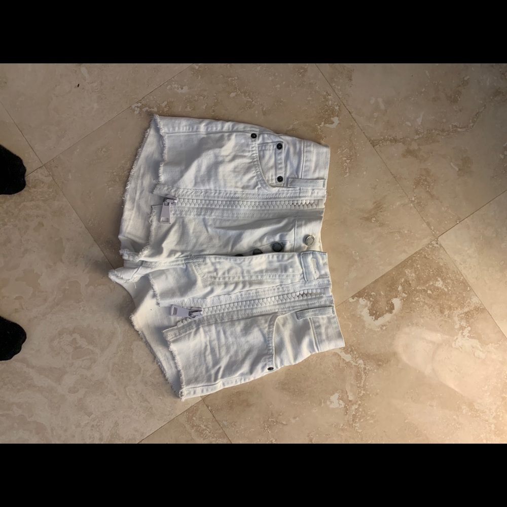 Carmar LF zipper shorts